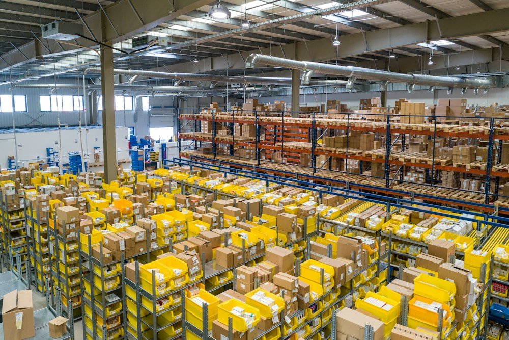 Warehouse inventory and ecommerce fulfilment operations